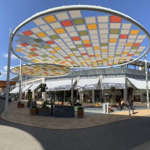 Estrutura tensionada no Alisios Shopping Center